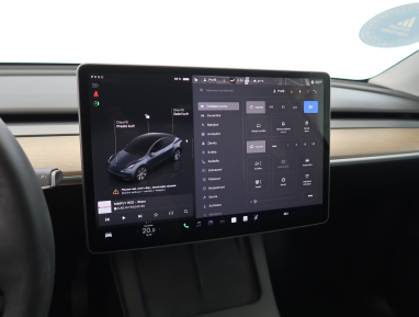 Tesla Model Y - 2022