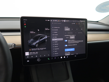Tesla Model Y - 2022
