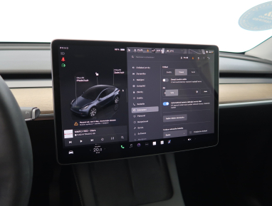 Tesla Model Y - 2022