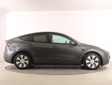 Tesla Model Y - 2022