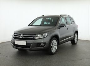 Volkswagen Tiguan - 2014