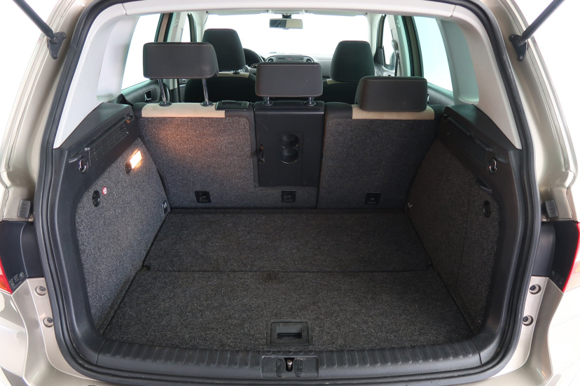 Volkswagen Tiguan, 2012