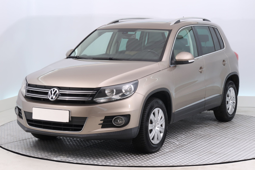 Volkswagen Tiguan, 2012