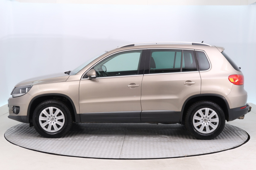 Volkswagen Tiguan, 2012