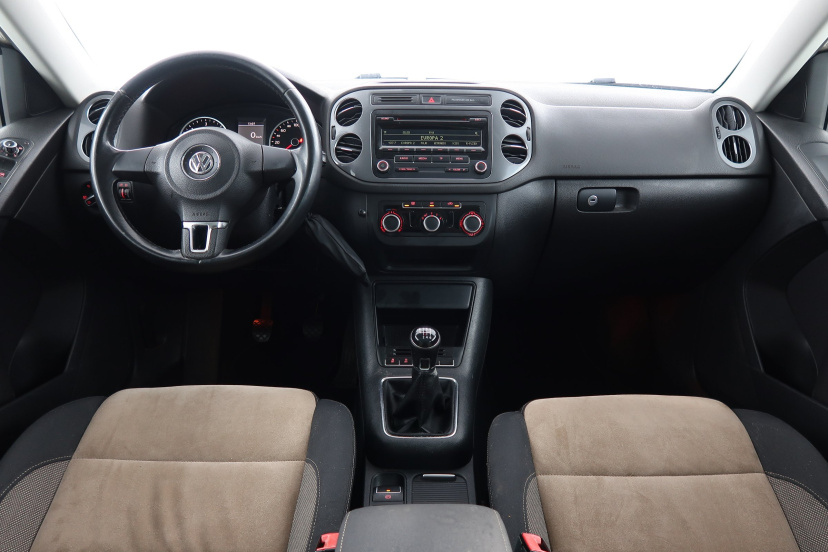Volkswagen Tiguan, 2012