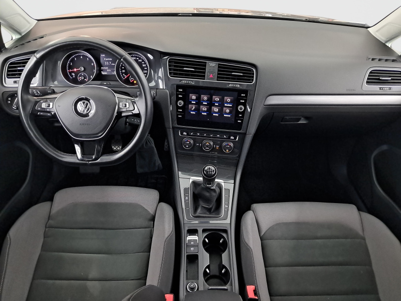 Volkswagen Golf, 2020