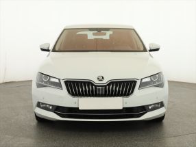 Škoda Superb - 2017