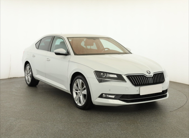 Škoda Superb 2017