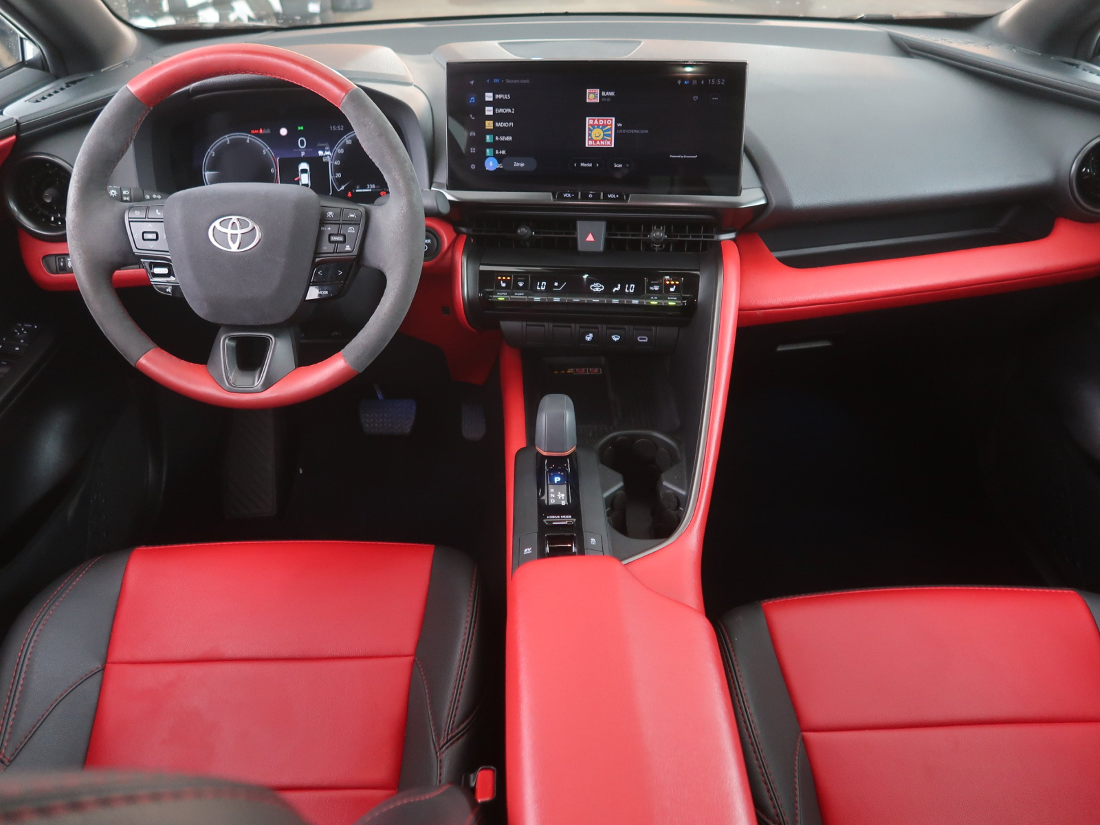 Toyota C-HR - 2025