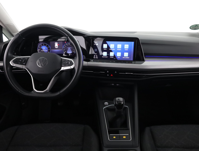 Volkswagen Golf, 2023