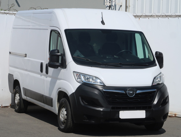 Opel Movano 2023