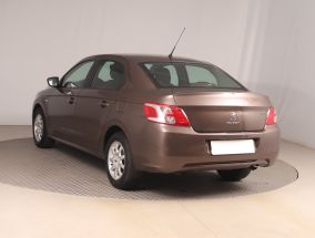 Peugeot 301 - 2015