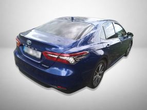 Toyota Camry - 2021