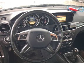 Mercedes-Benz C - 2012