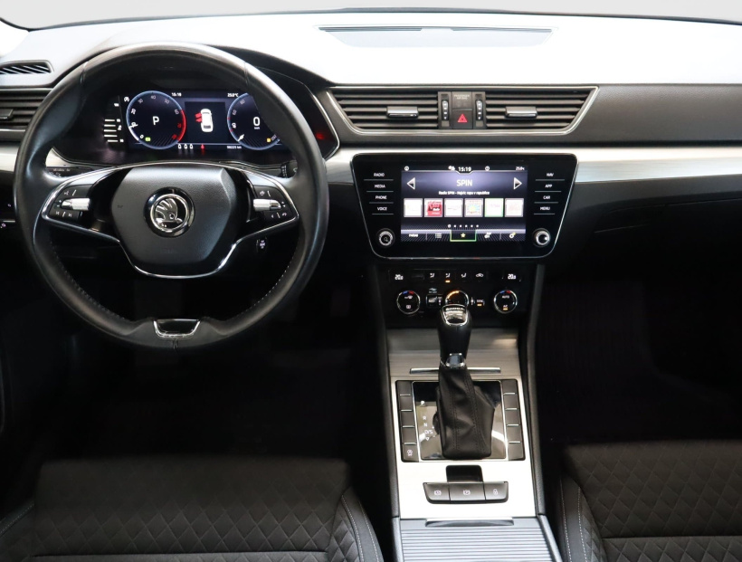 Škoda Superb, 2023
