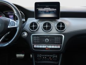 Mercedes-Benz GLA - 2018