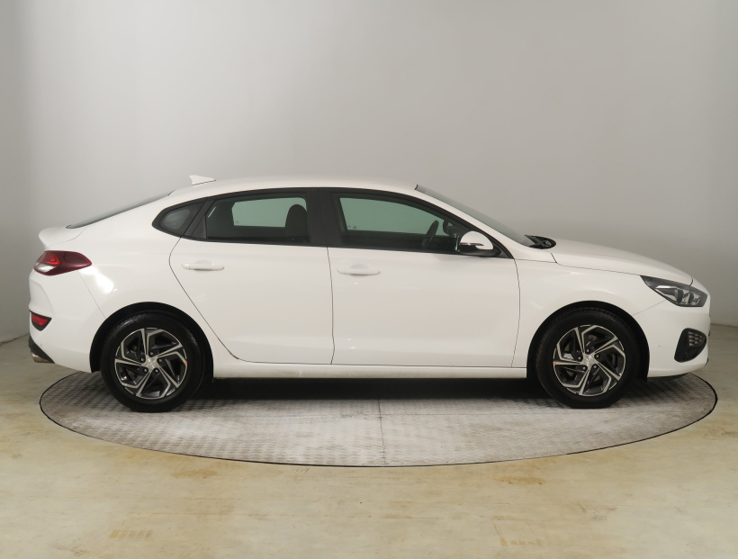 Hyundai i30 Fastback, 2023