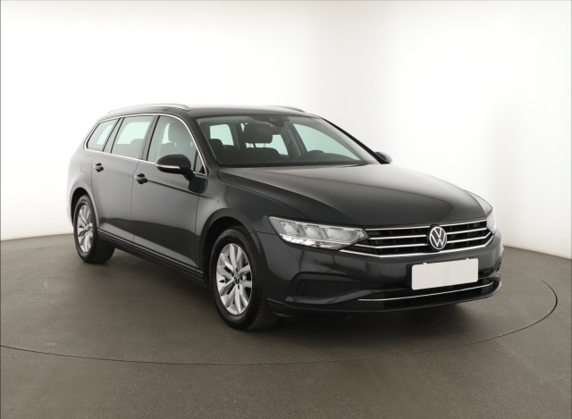 Volkswagen Passat 2021