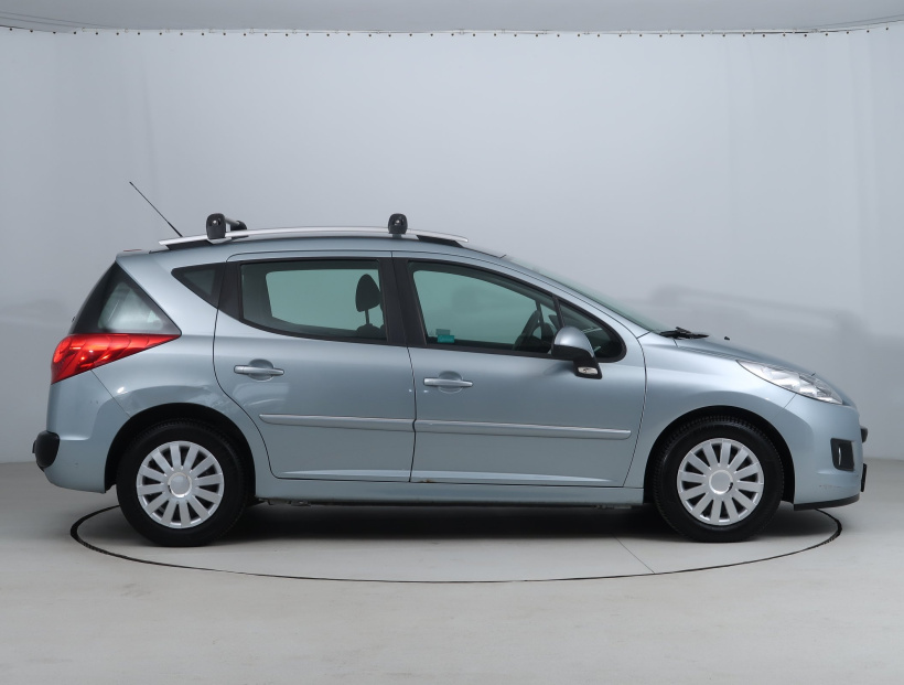 Peugeot 207, 2011