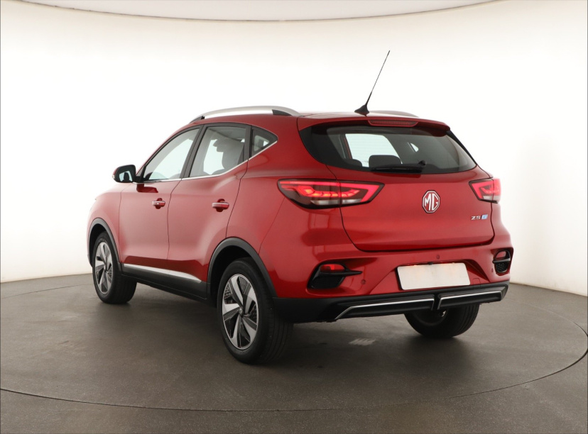 MG ZS SUV, 2022