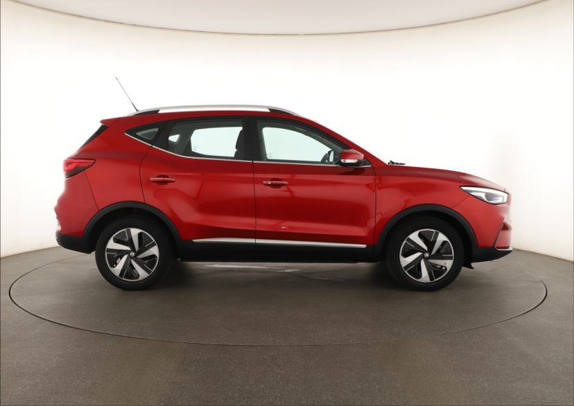 MG ZS SUV, 2022