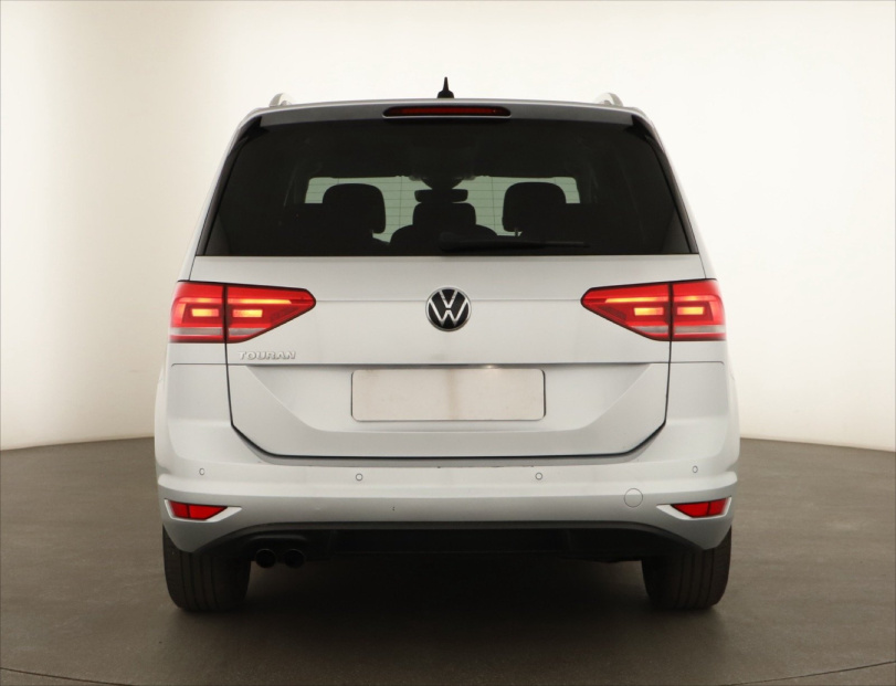 Volkswagen Touran, 2020