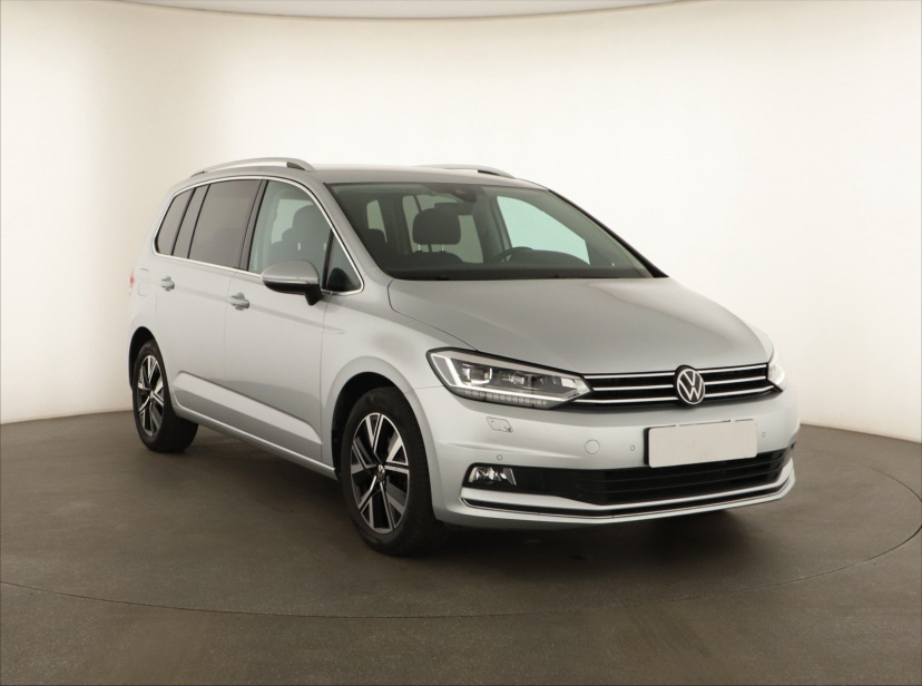 Volkswagen Touran, 2020
