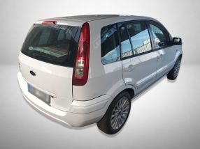 Ford Fusion - 2010