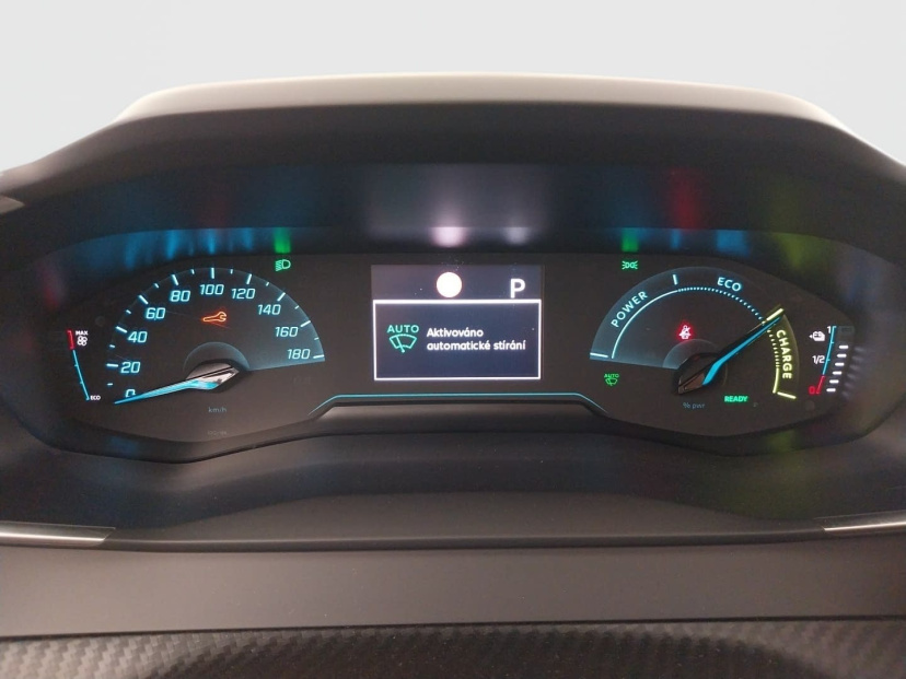 Peugeot e-2008, 2021