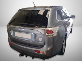 Mitsubishi Outlander - 2013