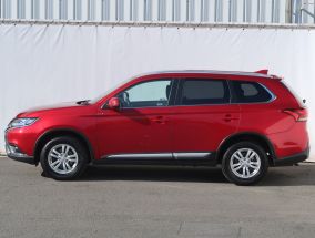 Mitsubishi Outlander - 2020