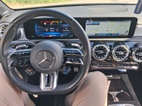 Mercedes-Benz A - 2023
