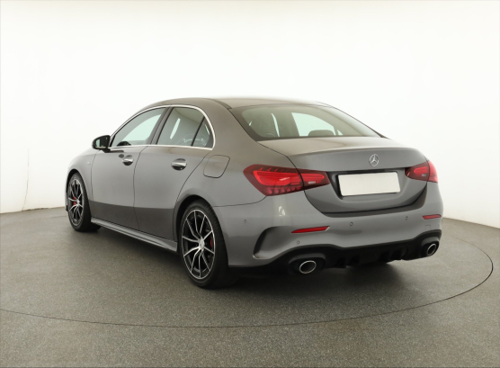 Mercedes-Benz A 35 AMG 4MATIC
