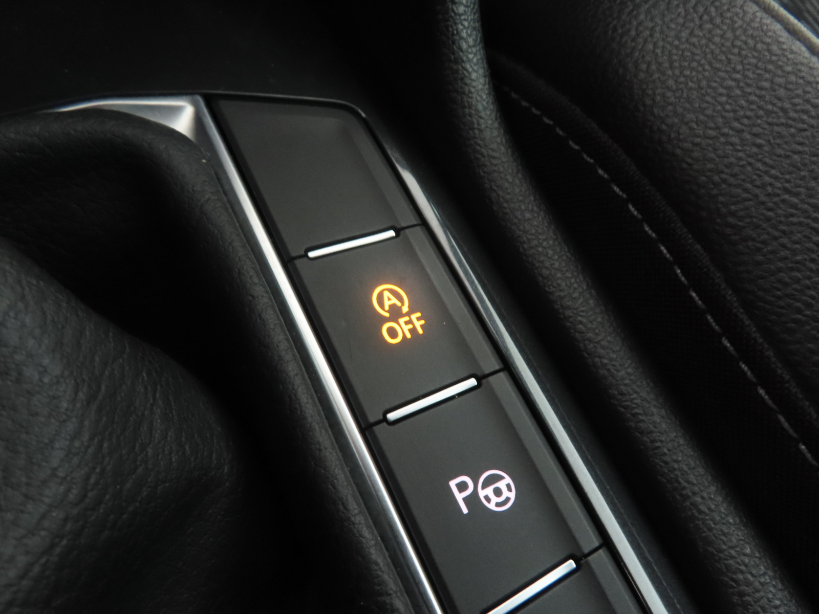 Volkswagen Tiguan - 2021