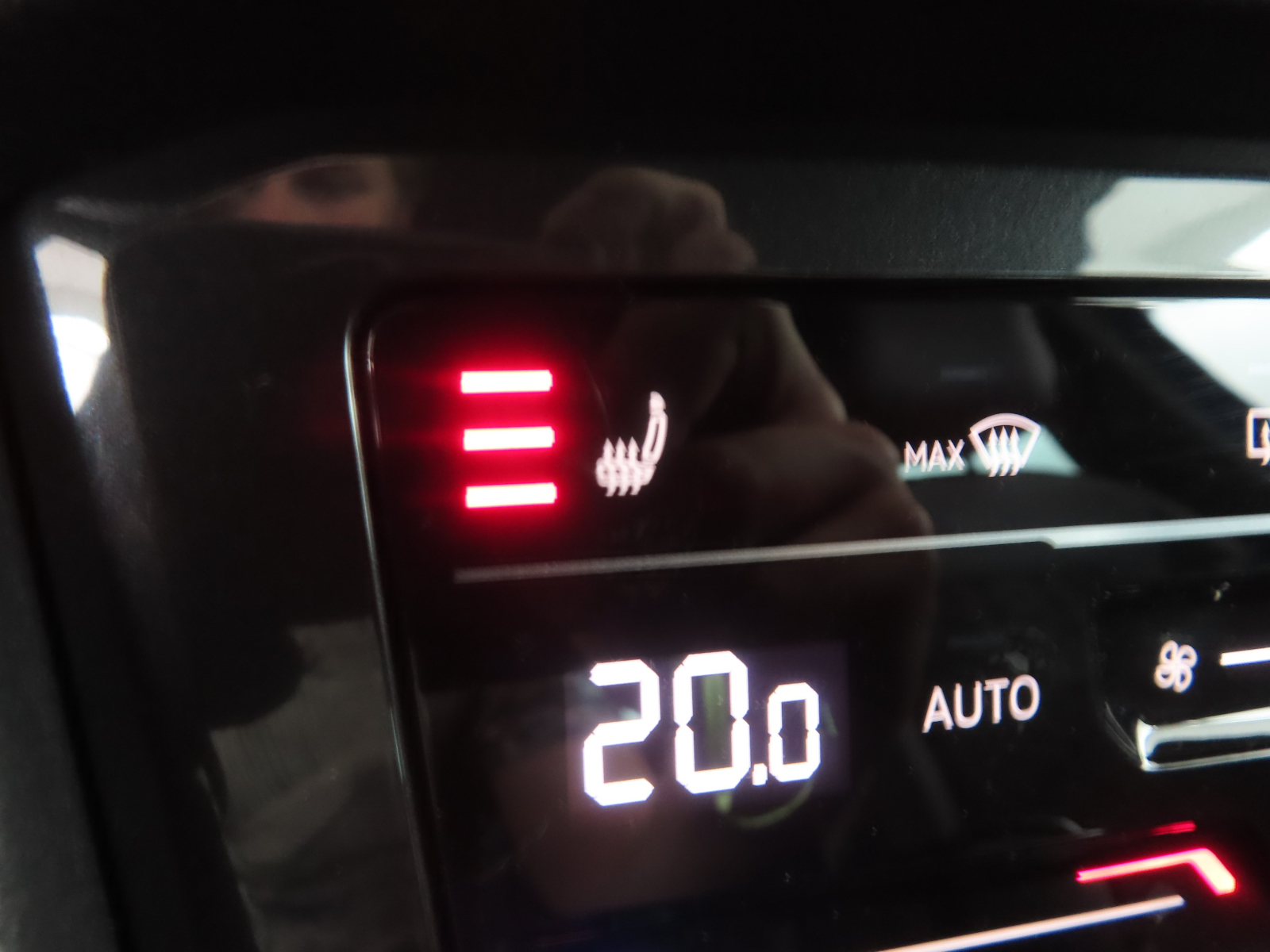 Volkswagen Tiguan - 2021