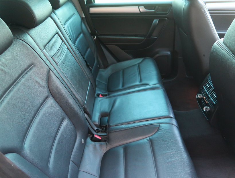 Volkswagen Touareg, 2011
