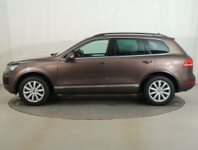 Volkswagen Touareg - 2011