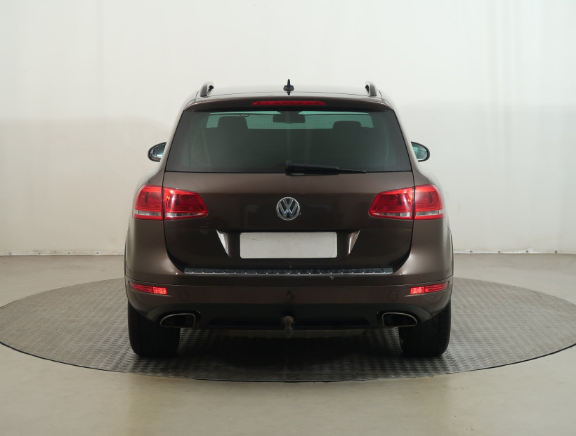 Volkswagen Touareg, 2011