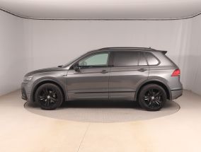 Volkswagen Tiguan - 2020