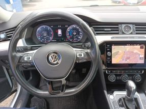 Volkswagen Passat - 2015