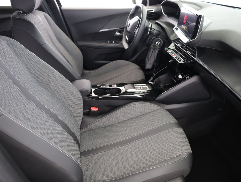 Peugeot 2008, 2024