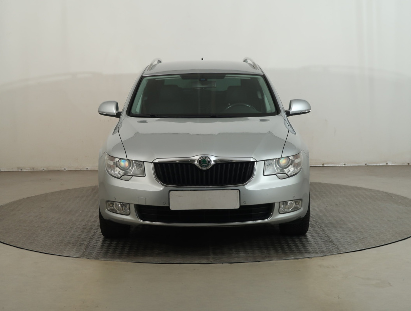 Škoda Superb, 2013