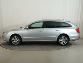 Škoda Superb - 2013
