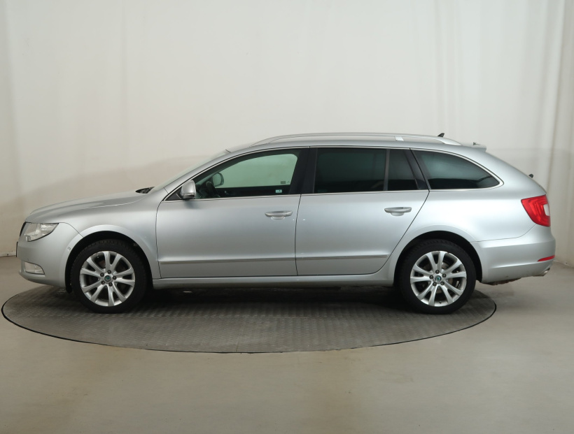 Škoda Superb, 2013