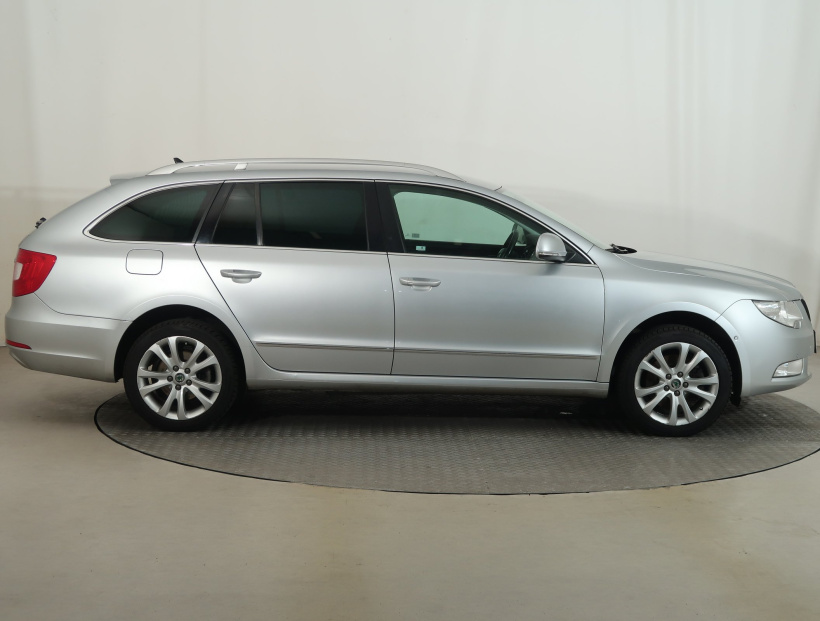 Škoda Superb, 2013