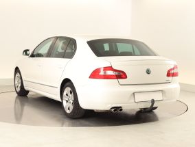 Škoda Superb - 2011
