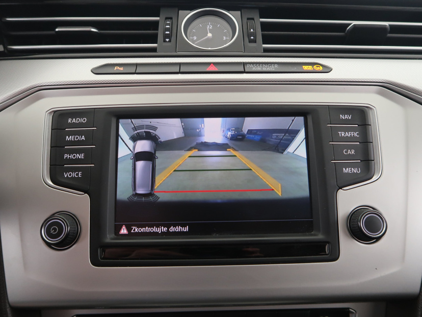 Volkswagen Passat, 2016