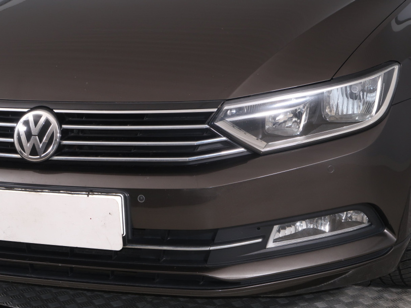 Volkswagen Passat, 2016