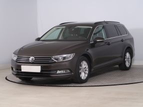 Volkswagen Passat - 2016