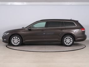 Volkswagen Passat - 2016